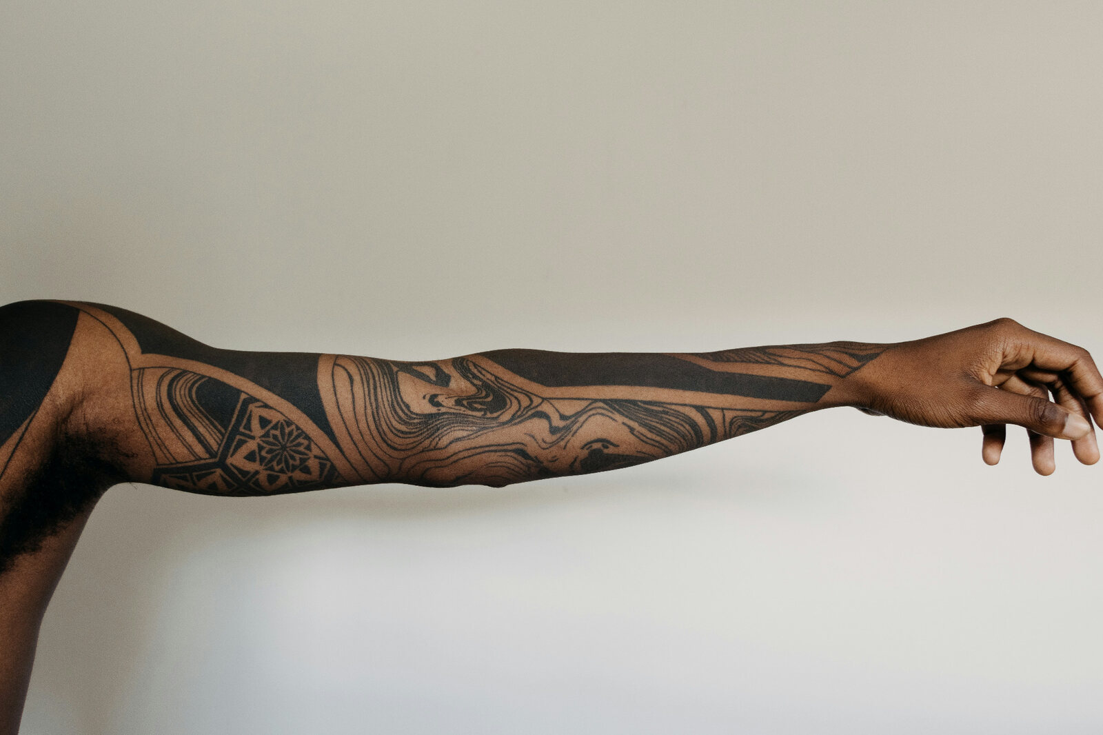 Fine-line sleeve composition
